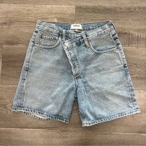 Agolde Criss Cross Blue Jean Shorts High-Waisted Vintage Style - Momentum